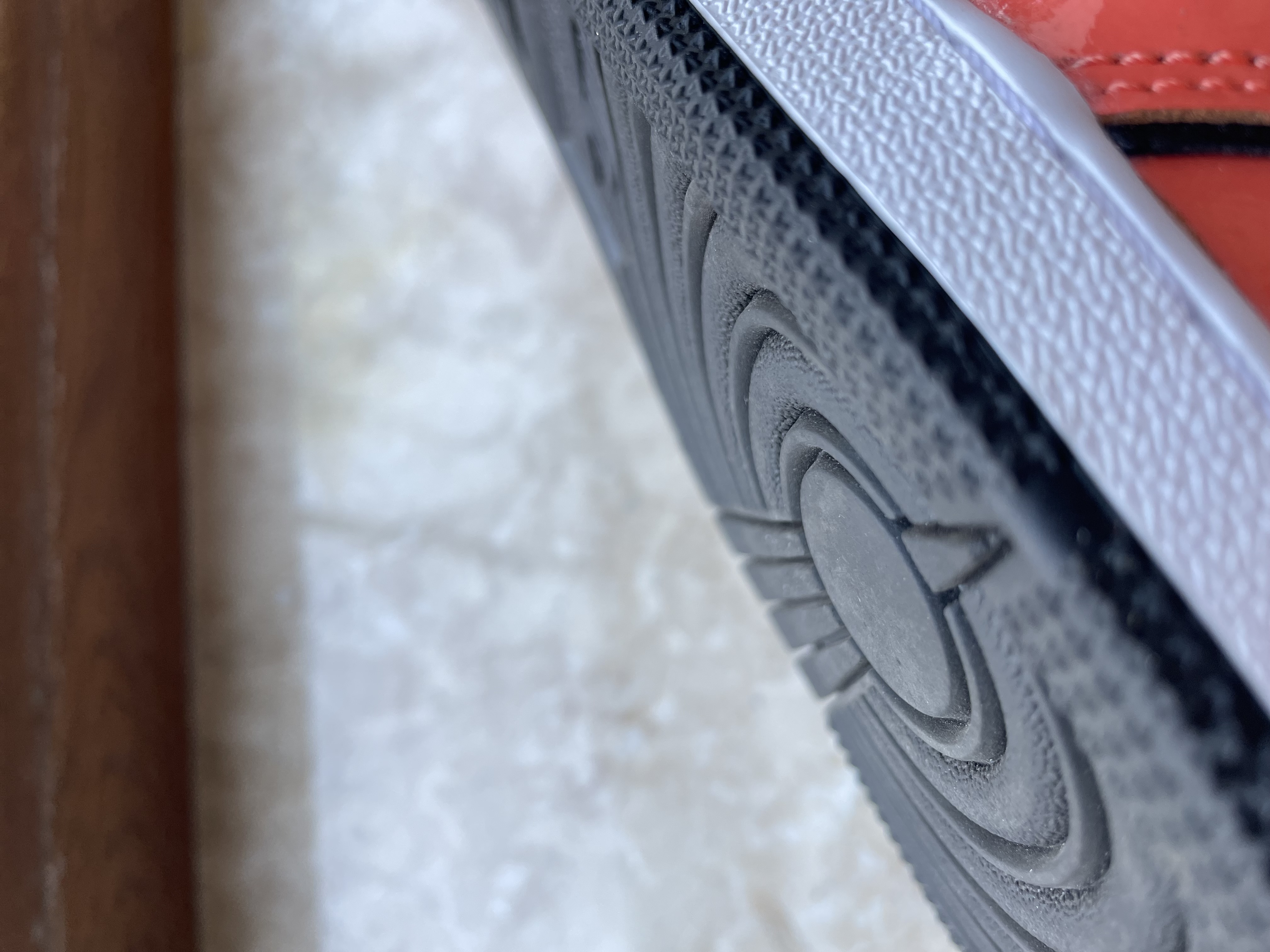Фото 6: Кросівки Nike Air Jordan 1 Mid SE