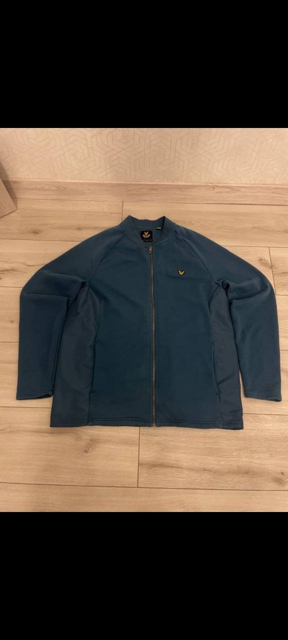 Зипку Lyle Scott